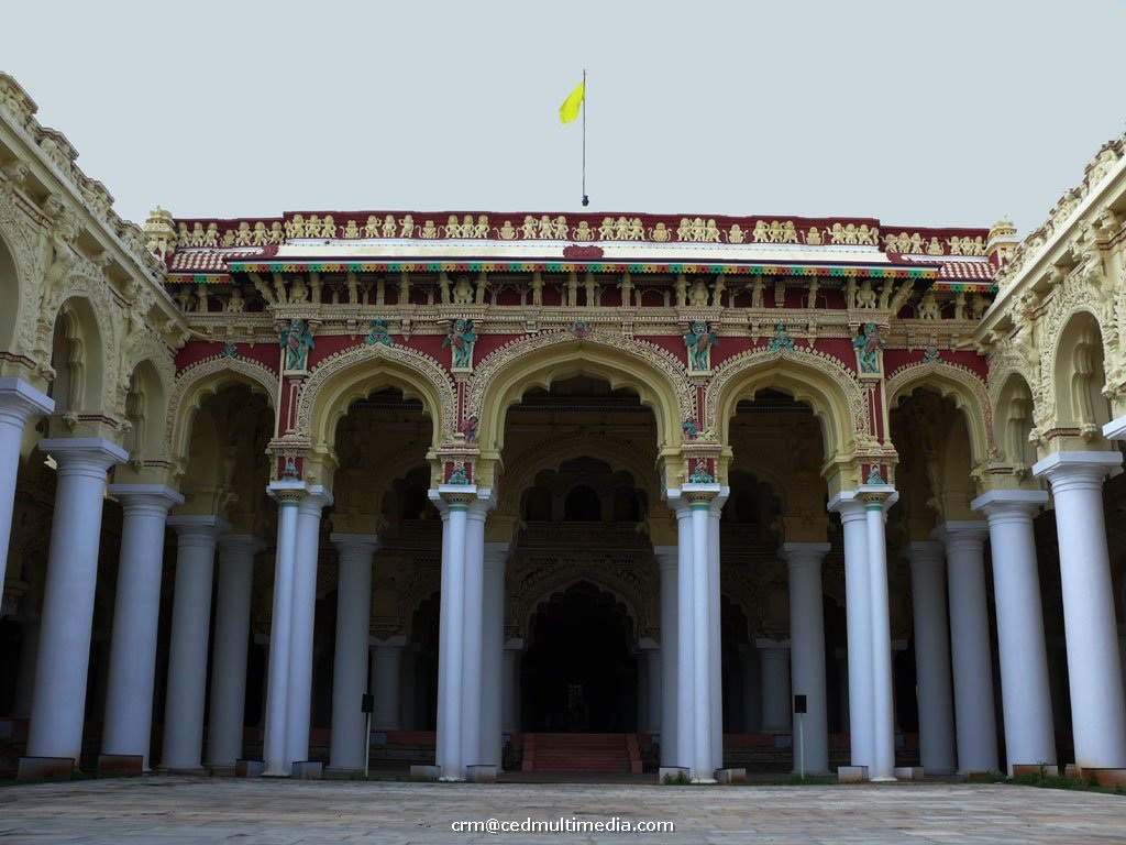 tirumalainoyakpalace3.jpg