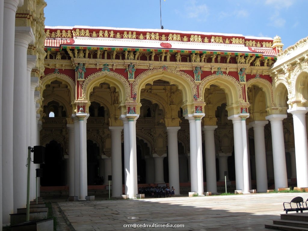 tirumalainoyakpalace5.jpg